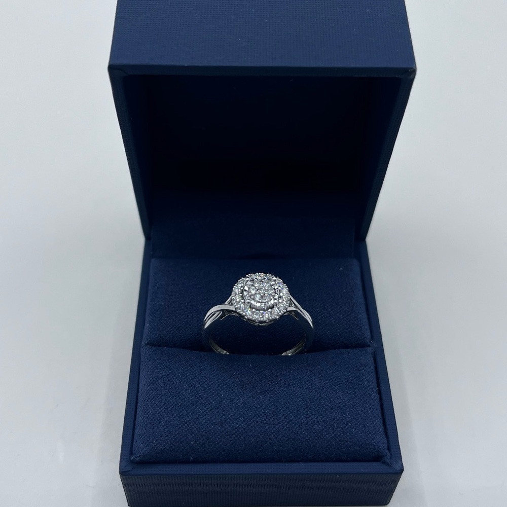 .30 cts Round Brilliant SI1 Lab Diamond Sterling Silver Ring - Picture 5 of 5
